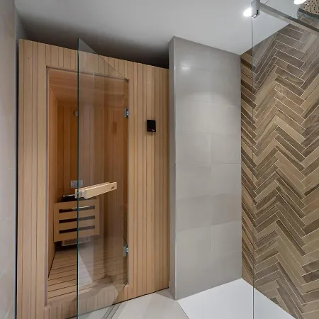 De Charme A Avec Sauna Et Parking - Fr-1-562-59 Шале