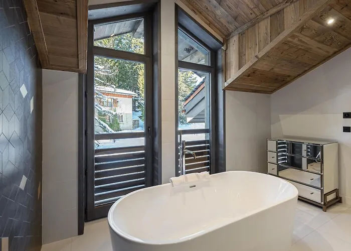 De Charme A Avec Sauna Et Parking - Fr-1-562-59 شاليه *